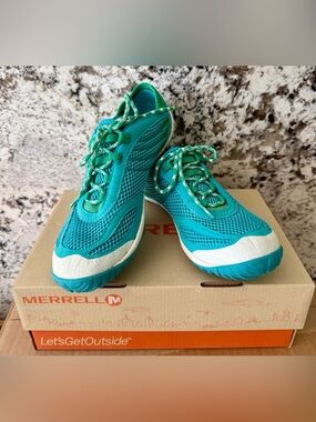 Wonen’s Merrell Pace Glove Aqua Blue/Deep Mint Athletic Shoes_Size 8_Like New!